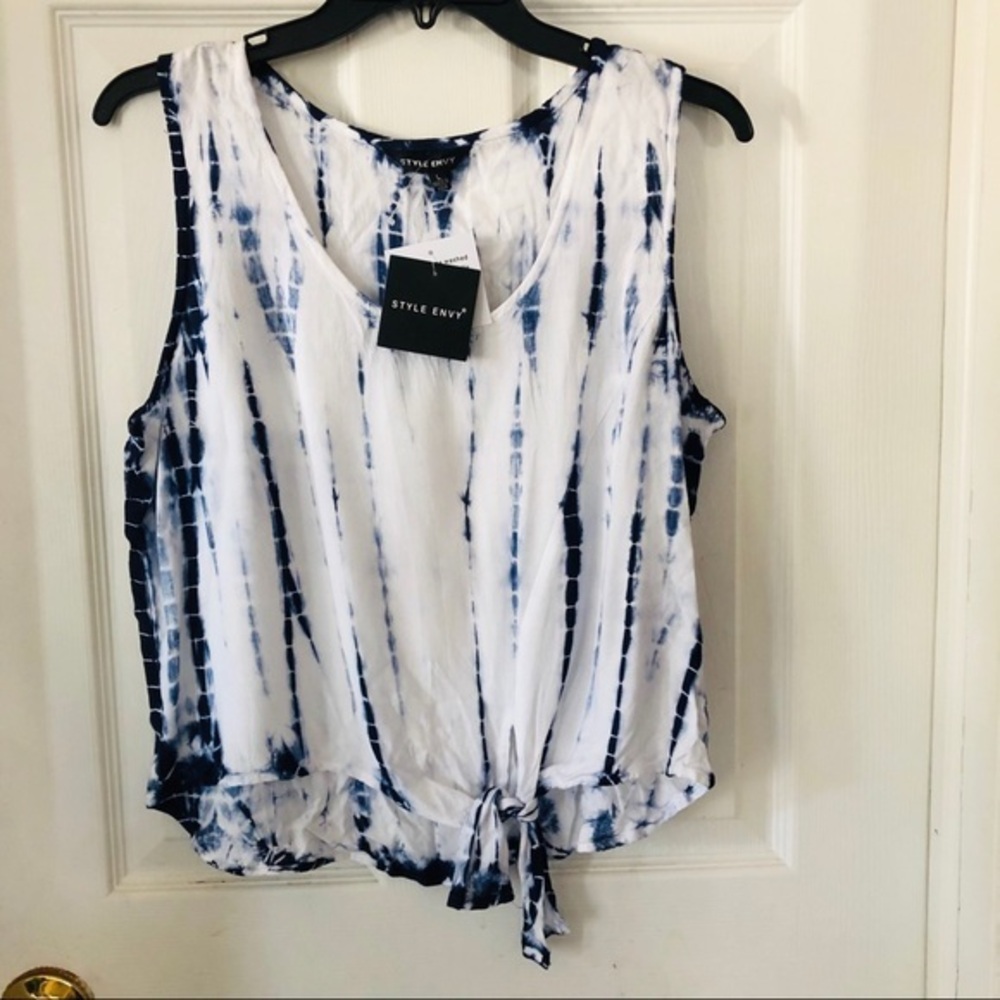 NWT STYLE ENVY blue & white tie dye tie front lightweight shirt size large